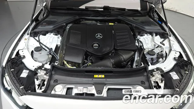 Mercedes-Benz E-Class W214 — Фото автомобиля 9
