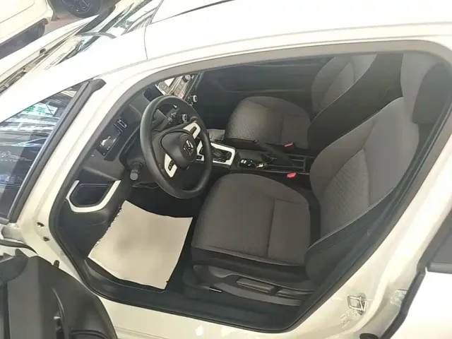 Honda Fit — Фото автомобиля 15