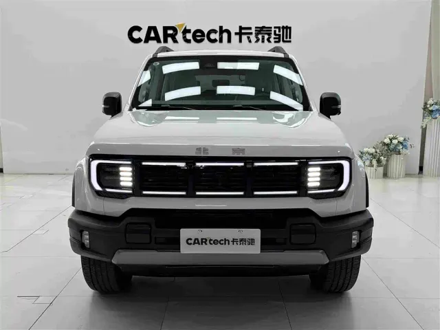 Фотография автомобиля — BAIC BJ40