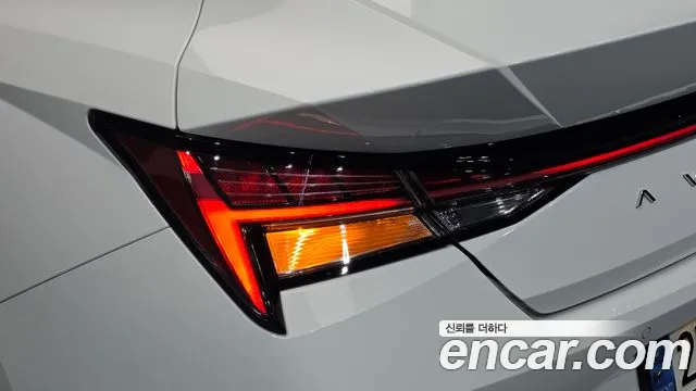 Hyundai Avante CN7 — Фото автомобиля 22