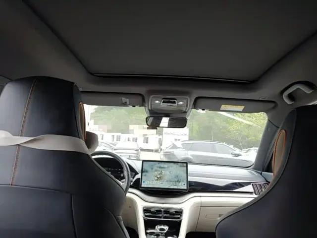 BYD Song PLUS — Фото автомобиля 17
