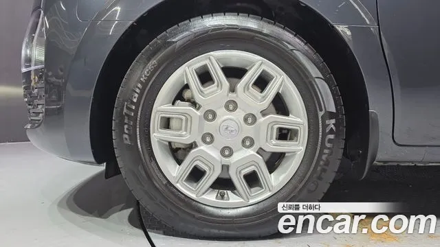 Hyundai Staria Staria Карго 5 мест — Фото автомобиля 3