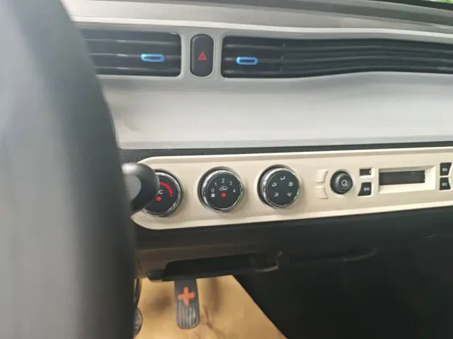 Wuling Hongguang Mini EV — Фото автомобиля 12