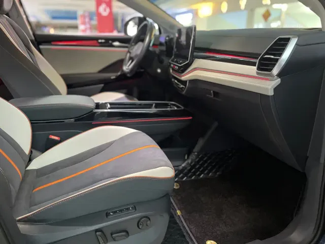 Volkswagen ID.6 Crozz — Фото автомобиля 5