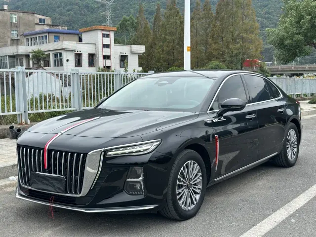 Фотография автомобиля — Hongqi H5