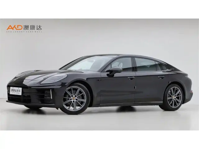 Фотография автомобиля — Porsche Panamera