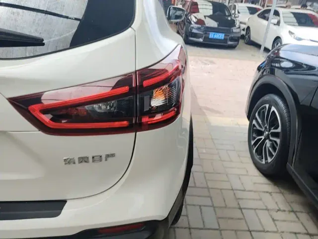 Nissan Qashqai — Фото автомобиля 7