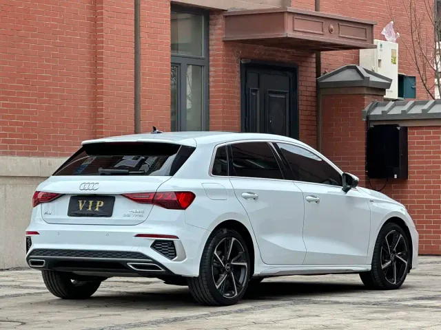 Audi A3 — Фото автомобиля 5