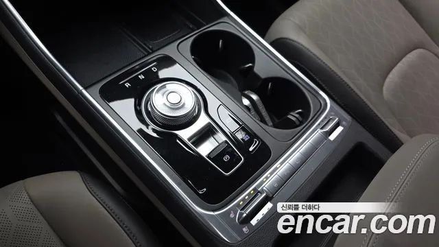 Kia Canival Новый Carnival 4 поколение Бензин 9 мест Noblesse — Фото автомобиля 9