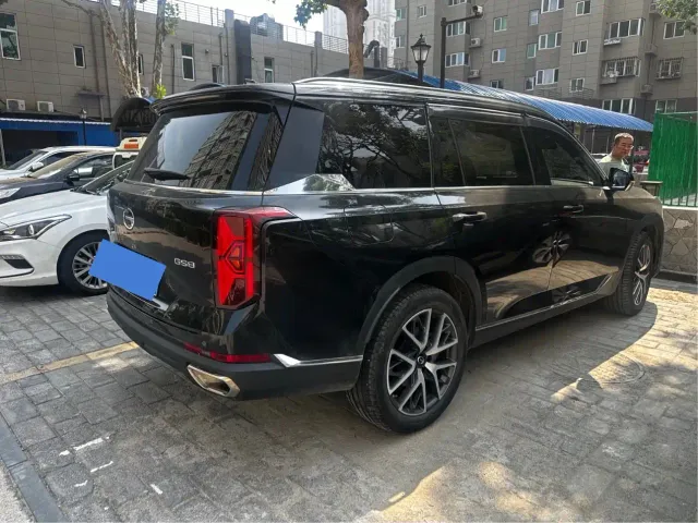 GAC Trumpchi GS8 — Фото автомобиля 3