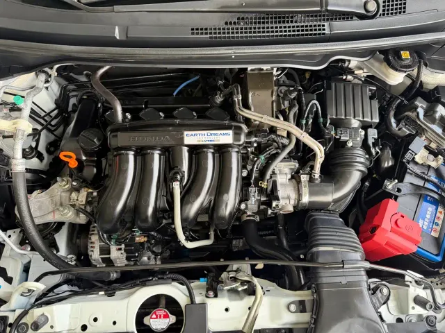 Honda Fit — Фото автомобиля 17