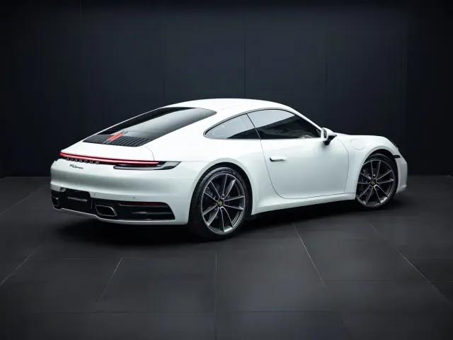 Porsche 911 — Фото автомобиля 4