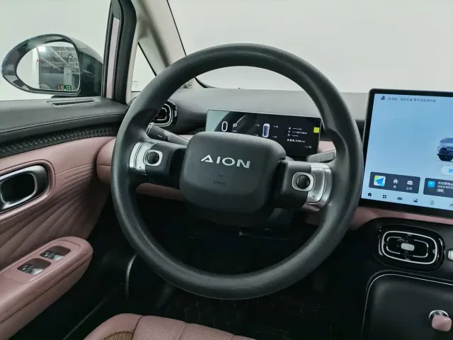 GAC Aion UT — Фото автомобиля 14