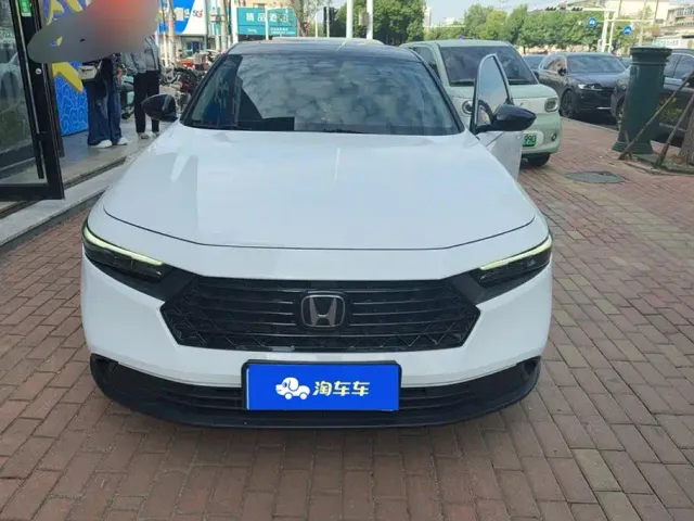 Honda Accord — Фото автомобиля 2