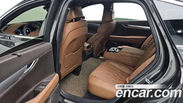 Genesis G80 Бензин 2.5 турбо AWD — Фото автомобиля 9