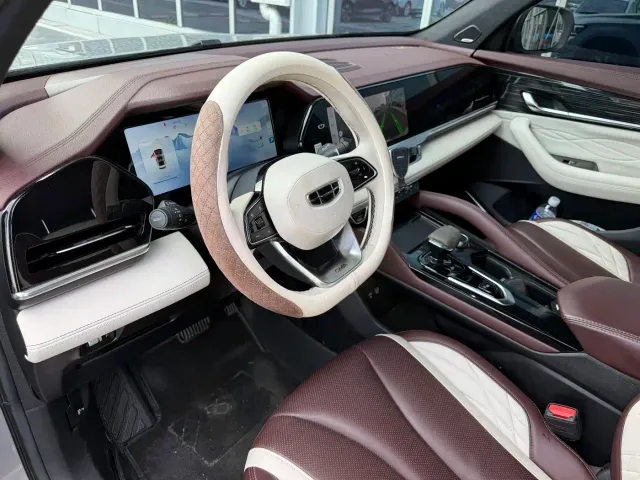 Geely Xingyue L — Фото автомобиля 5