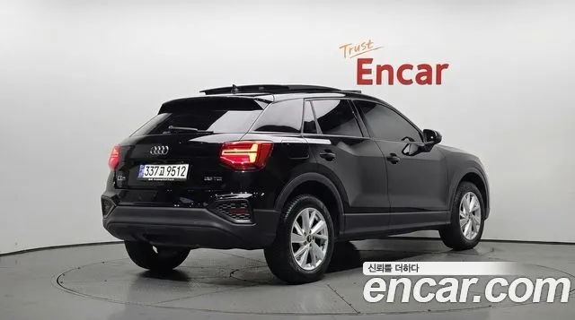 Audi Q2 — Фото автомобиля 2