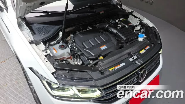 Volkswagen Tiguan Tiguan 2 поколение 2.0 TDI 4Motion Prestige — Фото автомобиля 6