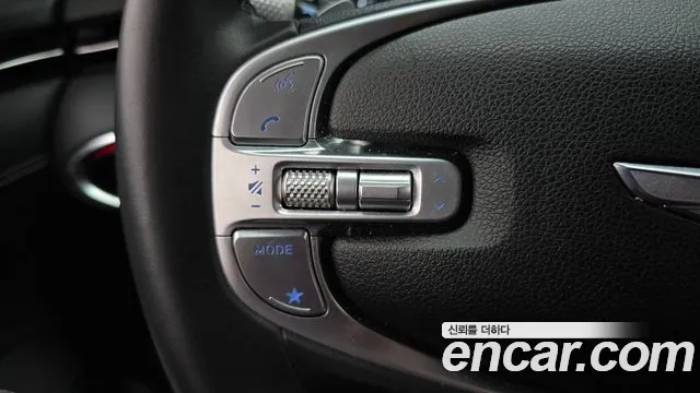 Genesis GV70 2.5T Бензин AWD — Фото автомобиля 17