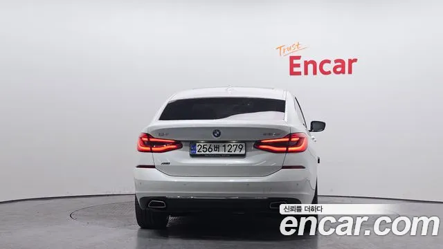 BMW Gran Turismo — Фото автомобиля 4
