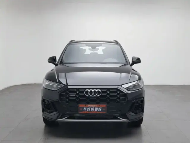 Audi Q5L — Фото автомобиля 3