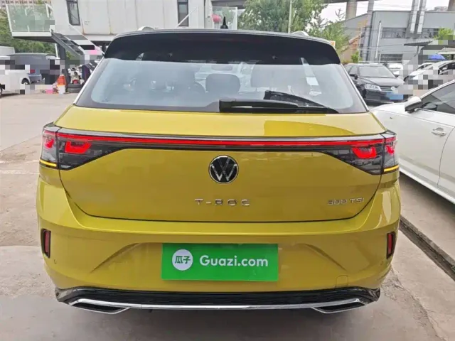 Volkswagen T-Roc — Фото автомобиля 5