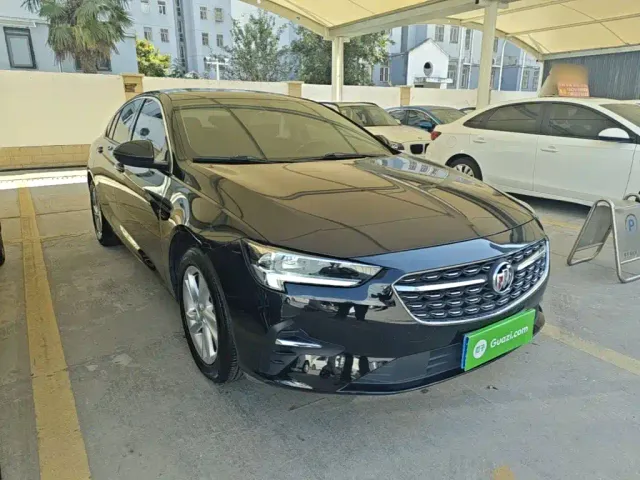 Buick Regal — Фото автомобиля 3