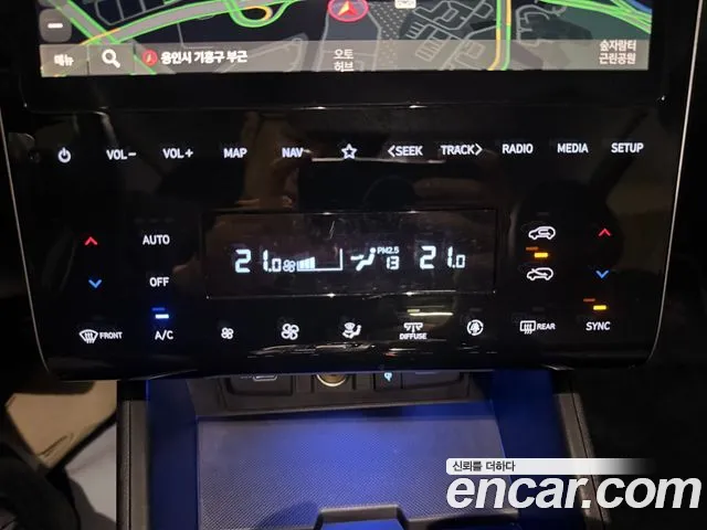 Hyundai Tucson Tucson (NX4) Дизель 2.0 2WD — Фото автомобиля 9
