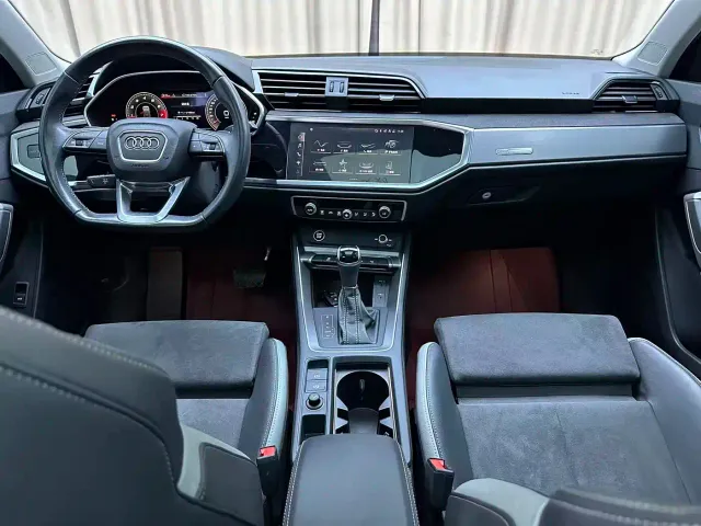 Audi Q3 — Фото автомобиля 13