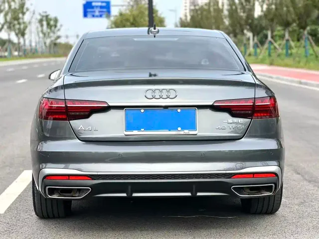 Audi A4L — Фото автомобиля 5