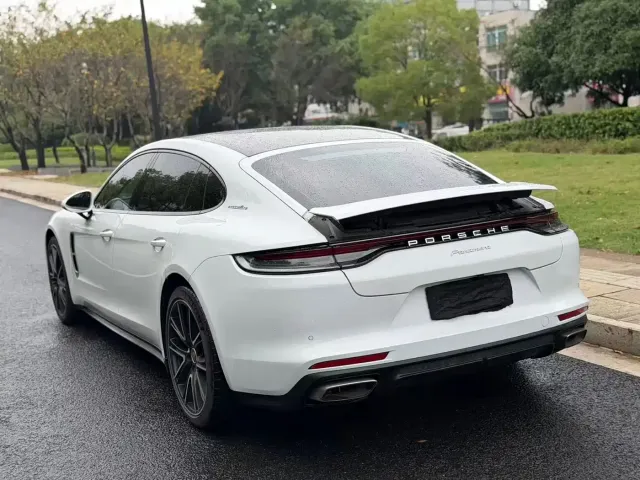 Porsche Panamera — Фото автомобиля 4