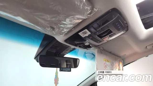 Hyundai Staria Staria 4WD Tourer 11 мест — Фото автомобиля 17