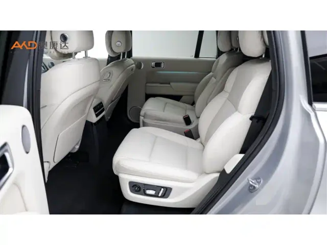 Li Auto L9 — Фото автомобиля 7