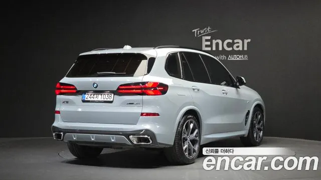 BMW X5 xDrive 40i M Sport — Фото автомобиля 2