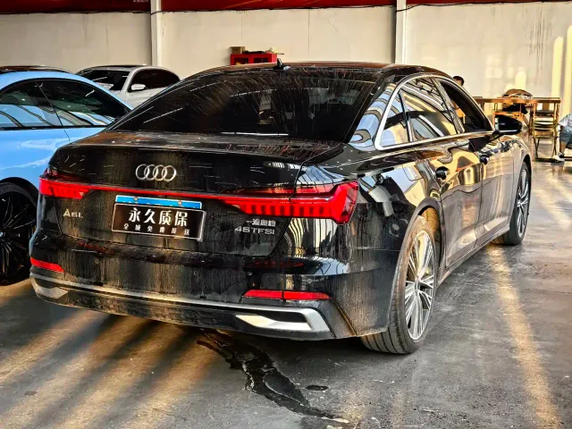 Audi A6L — Фото автомобиля 11