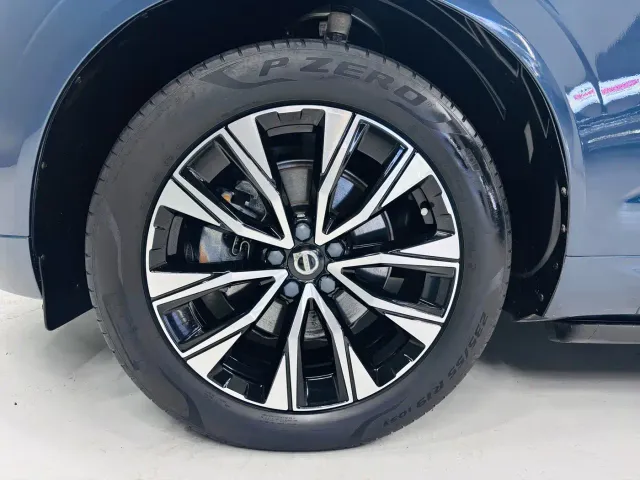 Volvo XC60 — Фото автомобиля 21
