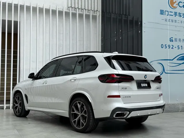 BMW X5 — Фото автомобиля 14