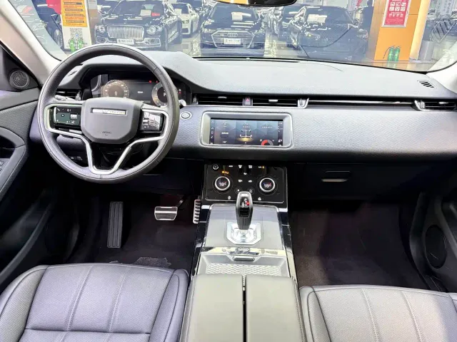 Land Rover Range Rover Evoque — Фото автомобиля 8