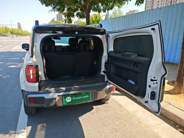 Baojun Yep Plus — Фото автомобиля 18