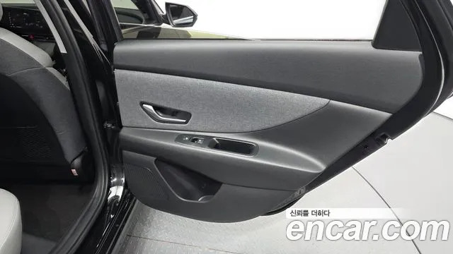 Hyundai Avante CN7 — Фото автомобиля 14