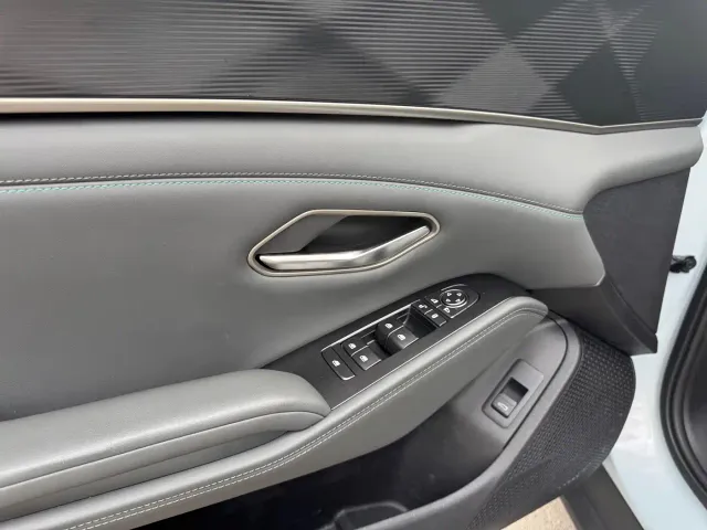 BYD Qin L — Фото автомобиля 10