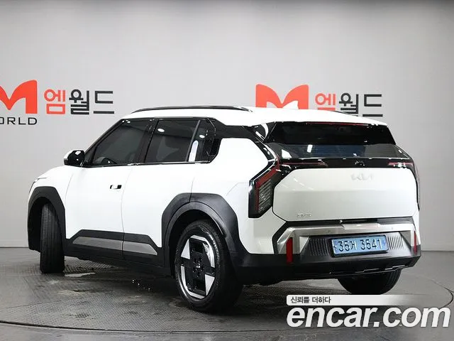 Kia EV3 — Фото автомобиля 4