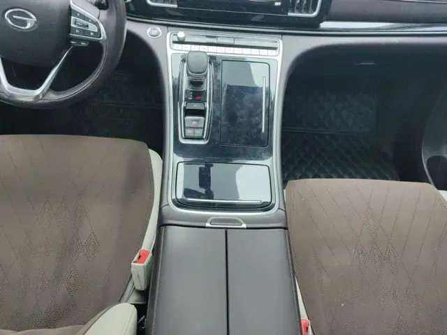 GAC Trumpchi M8 — Фото автомобиля 16