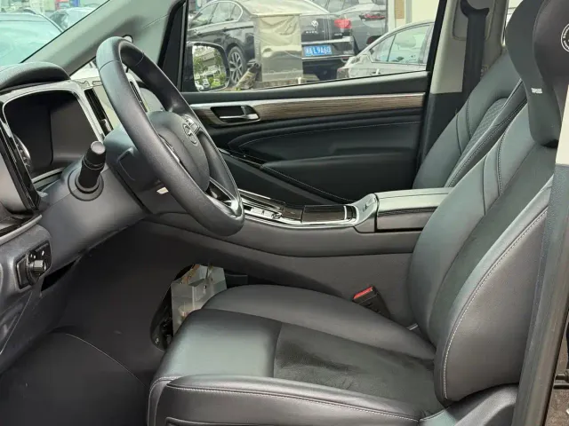 GAC Trumpchi M8 — Фото автомобиля 12
