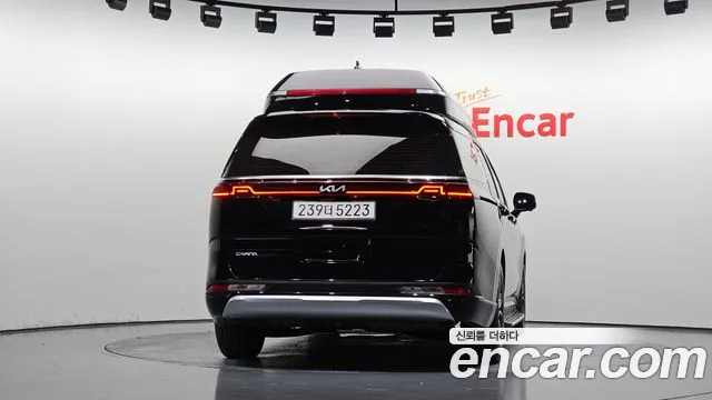 Kia Canival Carnival 4 поколение Бензин 9 мест Hi-Limousine — Фото автомобиля 4