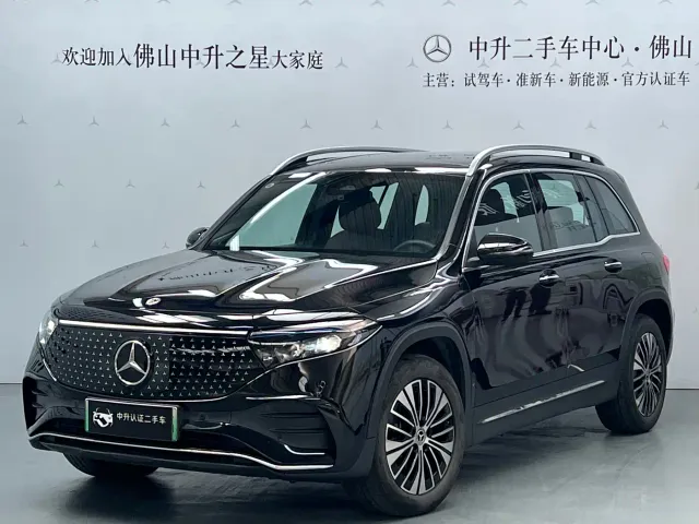 Фотография автомобиля — Mercedes-Benz EQB
