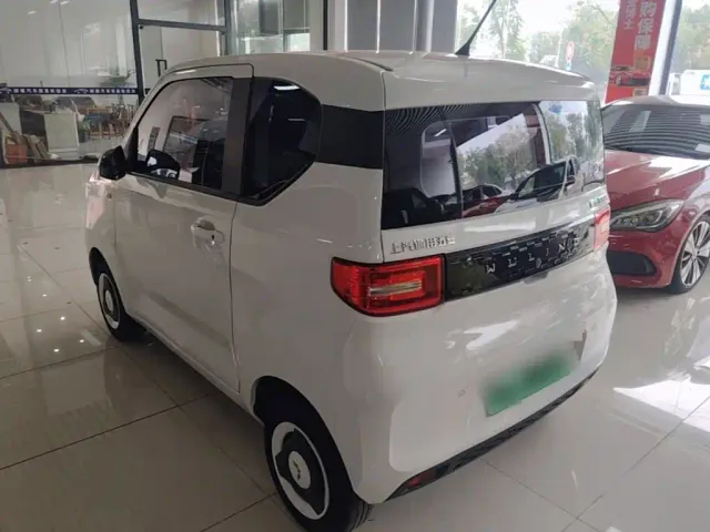 Wuling Hongguang Mini EV — Фото автомобиля 4