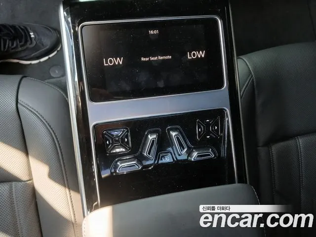 Audi A8 55 TFSI quattro Premium LWB — Фото автомобиля 16