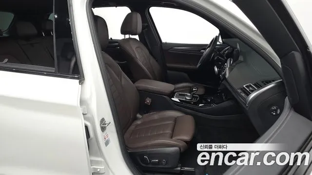 BMW X3 xDrive 20i M Sport — Фото автомобиля 25