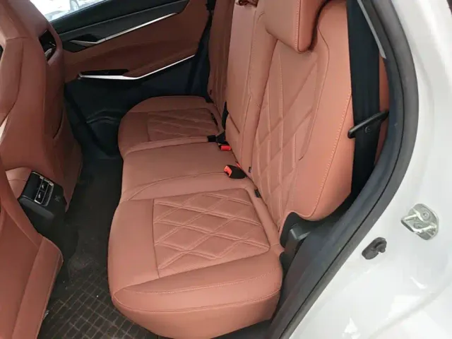 Changan CS75 Plus — Фото автомобиля 12